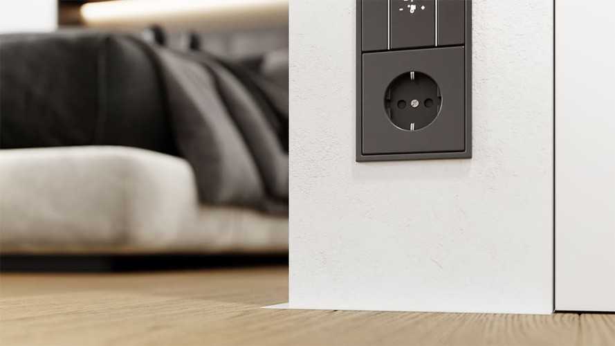 Антиплинтус Апл 01.2700.16. Белый