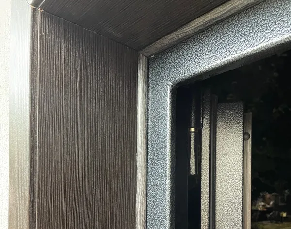 Галтель ПВХ LEMAL 14х14мм. 2,5м. 0073